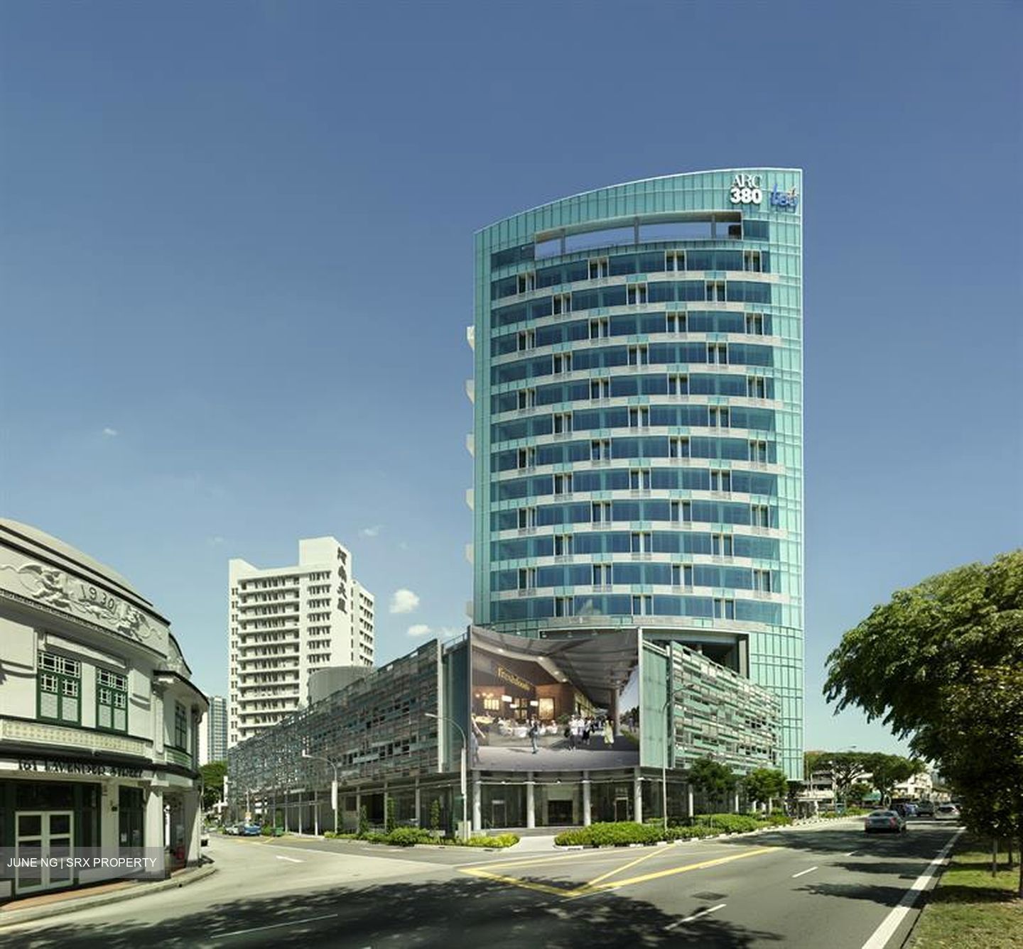 Arc 380 (D8), Office #612511901
